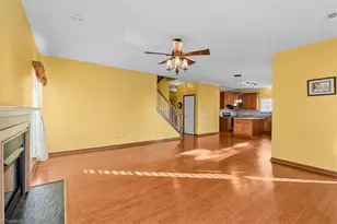 4623 Village Square Ct, Greensboro, NC 27409 - Photo 7