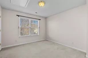 4623 Village Square Ct, Greensboro, NC 27409 - Photo 27