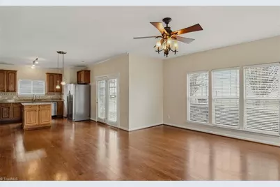 4623 Village Square Court, Greensboro, NC 27409 - Photo 5