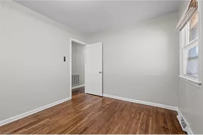 504 Walker Avenue, Graham, NC 27253 - Photo 21