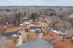 2248 Holland Ave, Burlington, NC 27217 - Photo 27