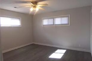 2533 E Woodlyn Way, Greensboro, NC 27407 - Photo 9