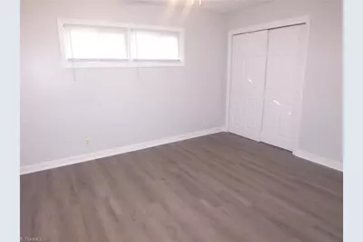 2533 E Woodlyn Way, Greensboro, NC 27407 - Photo 9