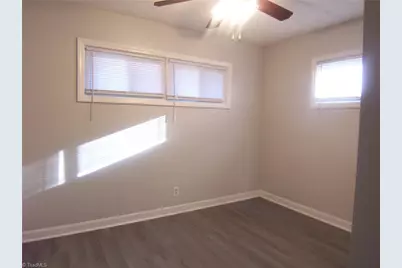 2533 E Woodlyn Way, Greensboro, NC 27407 - Photo 11