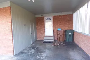 2533 E Woodlyn Way, Greensboro, NC 27407 - Photo 3