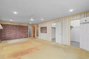 2216 W Cone Blvd, Greensboro, NC 27408 - Photo 23