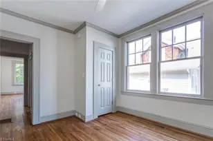 111 Hendrix St, Greensboro, NC 27401 - Photo 7