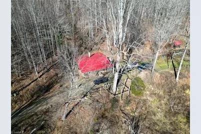 203 Brannock Lane, Pilot Mountain, NC 27041 - Photo 3