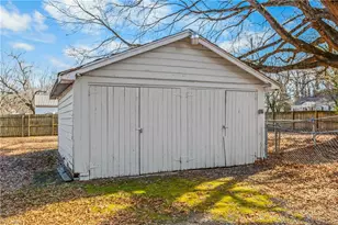 2619 Pinecroft Rd, Greensboro, NC 27407 - Photo 31