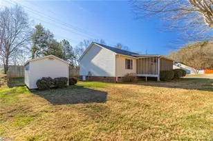 2001 Sunshine Ln, Lexington, NC 27295 - Photo 23