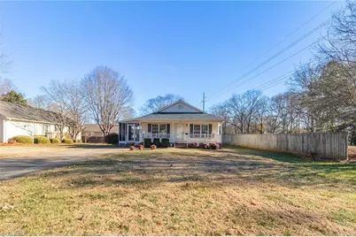 2001 Sunshine Lane, Lexington, NC 27295 - Photo 3