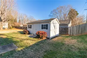 2001 Sunshine Ln, Lexington, NC 27295 - Photo 25