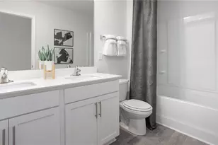 1630 Faircrest Ln, Greensboro, NC 27406 - Photo 23