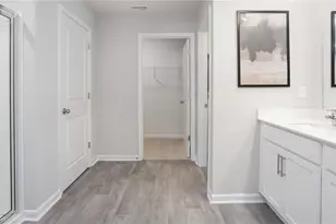 1630 Faircrest Ln, Greensboro, NC 27406 - Photo 17