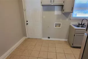 3923 Overland Heights, Greensboro, NC 27407 - Photo 5