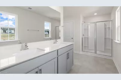 599 Forest Creek Drive, Winston-Salem, NC 27107 - Photo 23