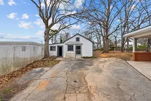 131 Hawthorne Dr, Asheboro, NC 27205 - Photo 37