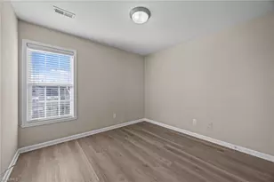 4028 Tarrant Trace Cir, High Point, NC 27265 - Photo 17