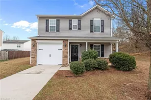 1482 Hammermill Ln, Kernersville, NC 27284 - Photo 1