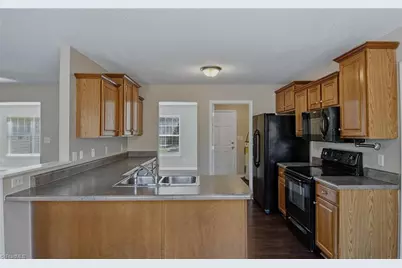 295 Hialeah Court, Winston-Salem, NC 27103 - Photo 11