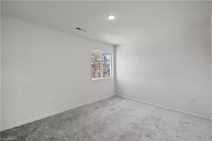 3519 Marksbury Dr, Greensboro, NC 27405 - Photo 15