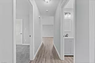 4802 Summit Ave, Greensboro, NC 27405 - Photo 11