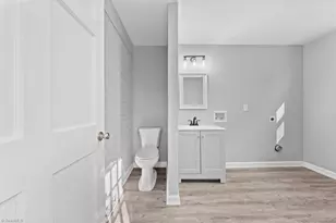 4802 Summit Ave, Greensboro, NC 27405 - Photo 19