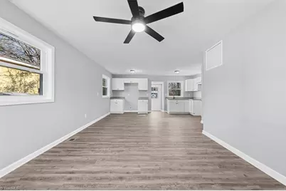 4802 Summit Avenue, Greensboro, NC 27405 - Photo 5
