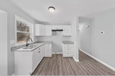 4802 Summit Avenue, Greensboro, NC 27405 - Photo 7