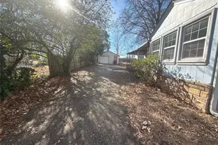 2935 Isaacs Pl, Greensboro, NC 27408 - Photo 7