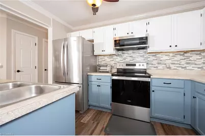 5870 Ferntree Court, Pfafftown, NC 27040 - Photo 7