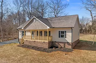 4505 Alamance Baptist Church Loop, Burlington, NC 27215 - Photo 31