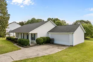 202 Carter Ridge Dr, Reidsville, NC 27320 - Photo 5