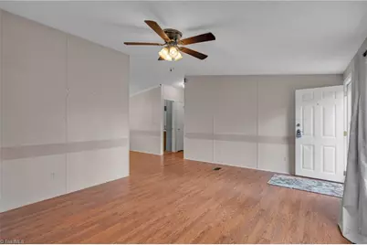 760 Townview Street, West Jefferson, NC 28694 - Photo 11