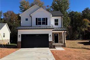 513 Woods Drive, Randleman, NC 27317 - Photo 1