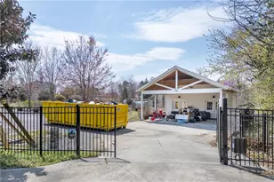 120 Rawley Ave, Mount Airy, NC 27030 - Photo 5