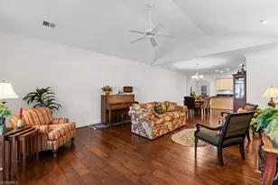 11 Annalisa Dr, Greensboro, NC 27455 - Photo 5