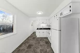 4686 Calhoun Dr, Liberty, NC 27298 - Photo 9