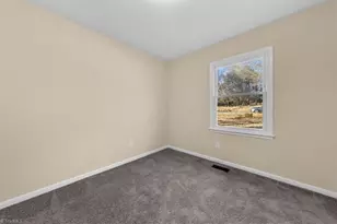 4686 Calhoun Dr, Liberty, NC 27298 - Photo 17