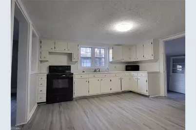 1535 E Fairfield Road, High Point, NC 27263 - Photo 7