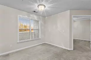 6112 Hedgecock Cir, High Point, NC 27265 - Photo 7