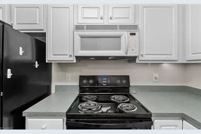 6112 Hedgecock Circle, High Point, NC 27265 - Photo 13