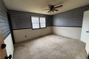 101 Hemlock Ct, King, NC 27021 - Photo 5