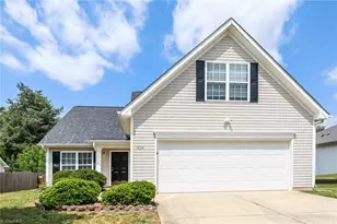 604 Walnut Crossing Dr, Whitsett, NC 27377 - Photo 1