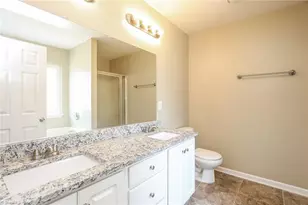 604 Walnut Crossing Dr, Whitsett, NC 27377 - Photo 9