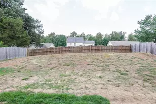 604 Walnut Crossing Dr, Whitsett, NC 27377 - Photo 15