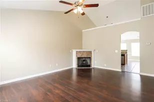 604 Walnut Crossing Dr, Whitsett, NC 27377 - Photo 3