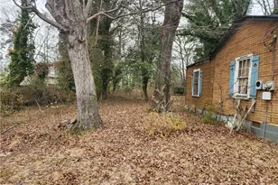 306 Greenbriar Rd, Greensboro, NC 27405 - Photo 7