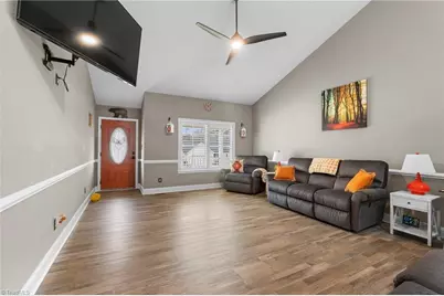 114 Brooke Ridge Drive, Thomasville, NC 27360 - Photo 7