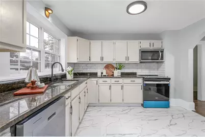 18 Fairway Drive, Lexington, NC 27292 - Photo 13